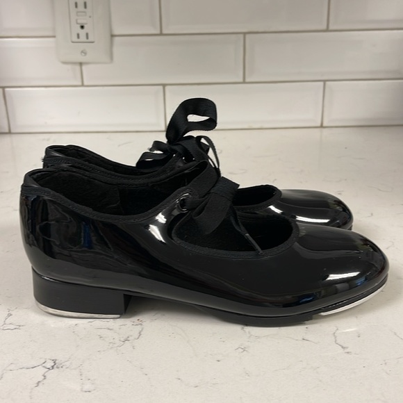 CAPEZIO Jr. Tyette Tap Shoe for Beginners Size 7 1/2 Black Worn 1-2 Times - Picture 12 of 16